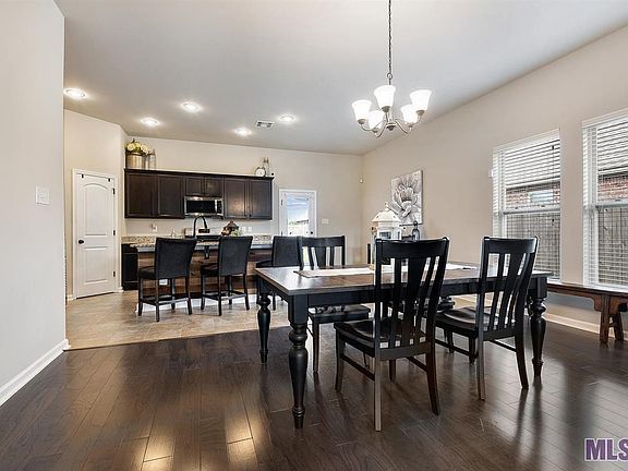 5th image of 18316 Crows Nest Dr