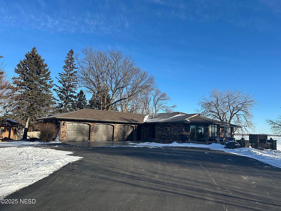 1st image of 1500 S Lake Dr