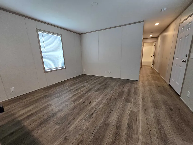 29800 Guilford Cir #288 — Photo 5
