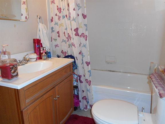 4th image of 3041 N 15th St
