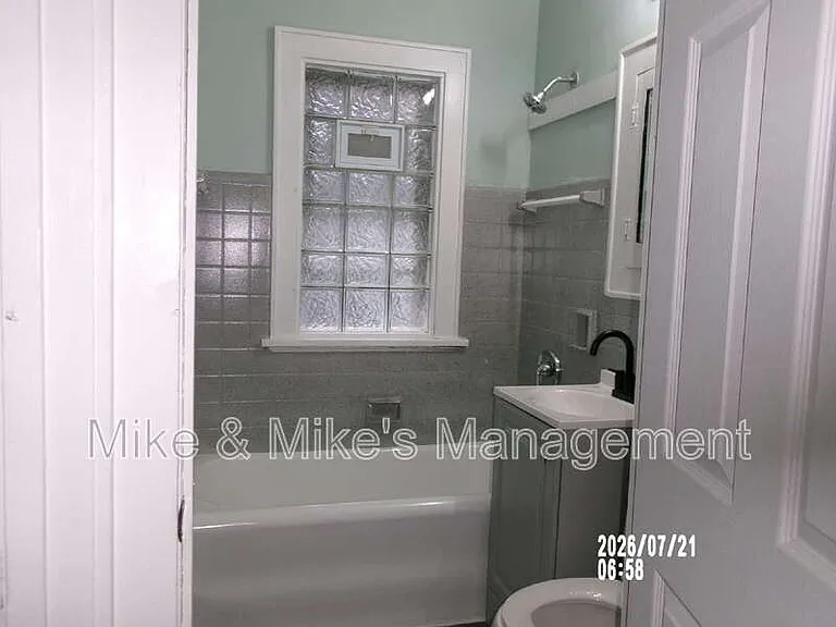 403 N 61st St — Photo 11