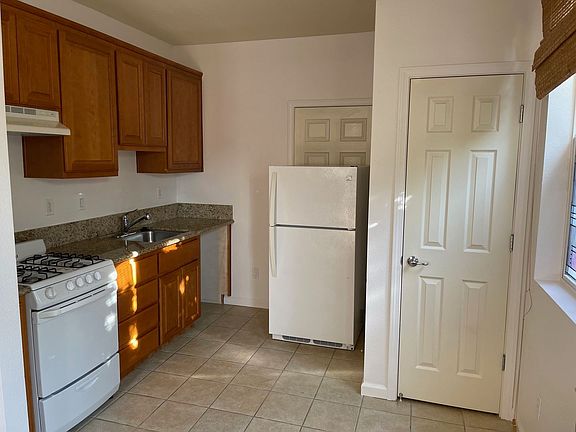 5th image of 2344 Chanate Rd