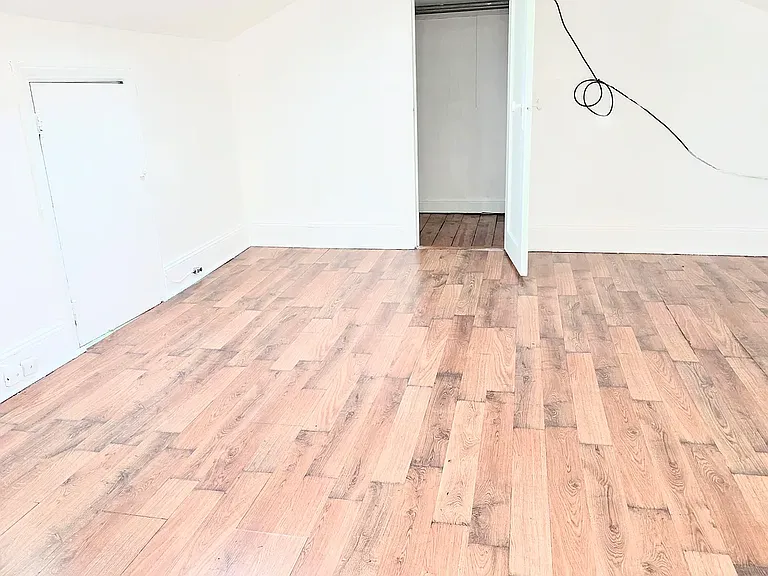 684 4th Ave #3 — Photo 6