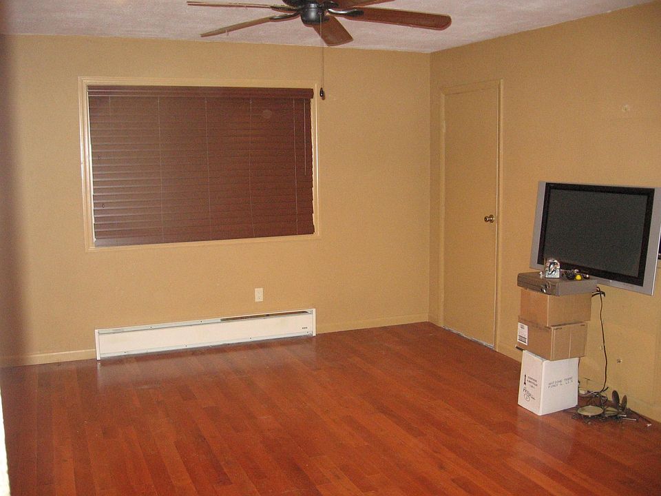 1st image of 319 Fox Run Ln #2C