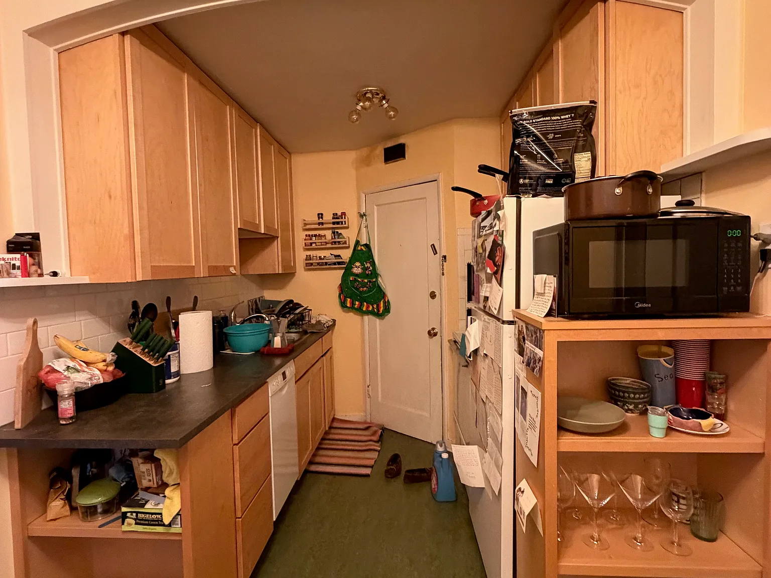 1 bed, 750 sqft, $1,800 — Photo 4