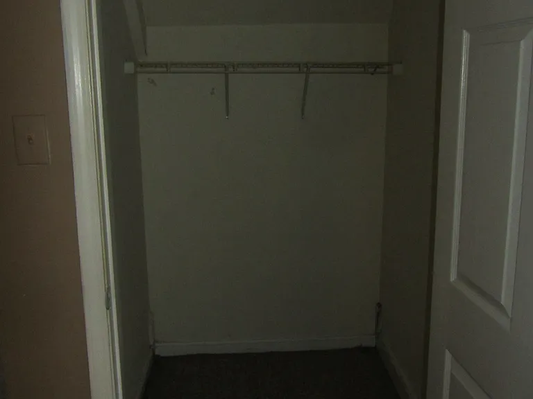 2014 W Main St #1F — Photo 9