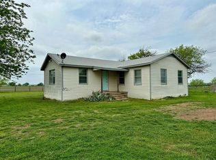 1886 Pleasant Run Rd, Crawford, TX 76638