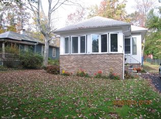 16 Lakeview Point Ave, Branchville, NJ 07826
