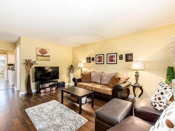 4th image of 3515 Sunset Dr