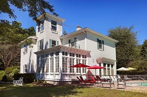 1st image of 15 Estes St #1