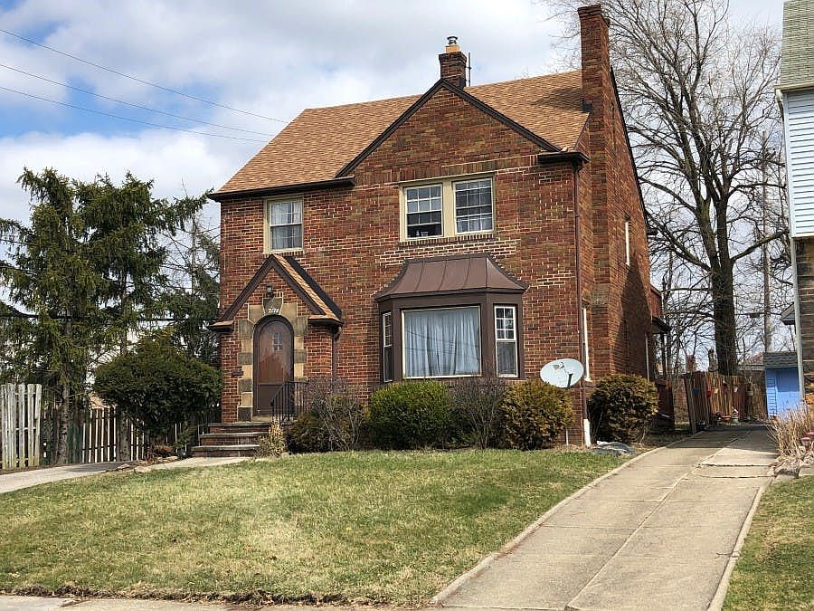 2171 Jackson Blvd, University Heights, OH 44118 Zillow