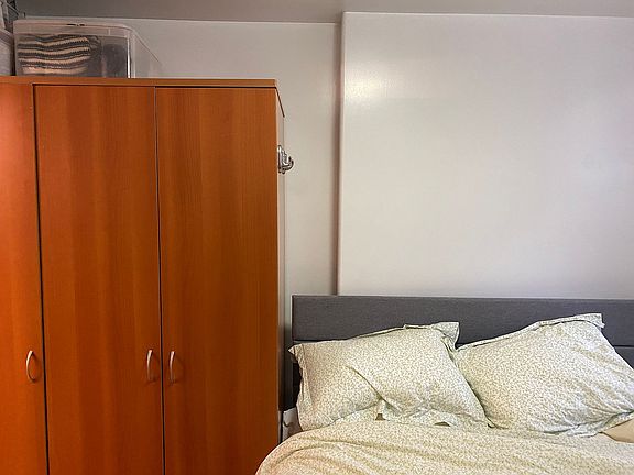 4th image of 146 Forsyth St APT C
