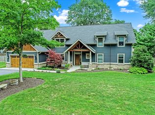 5015 Willow Rd, Zionsville, IN 46077