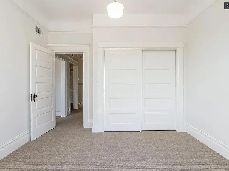 1018 Sanchez St — Photo 9