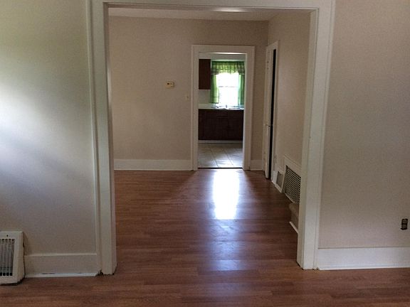 3rd image of 2722 3rd St