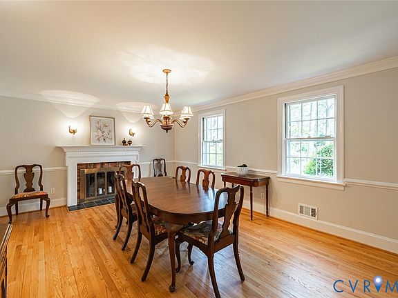 4th image of 1507 Harborough Ct