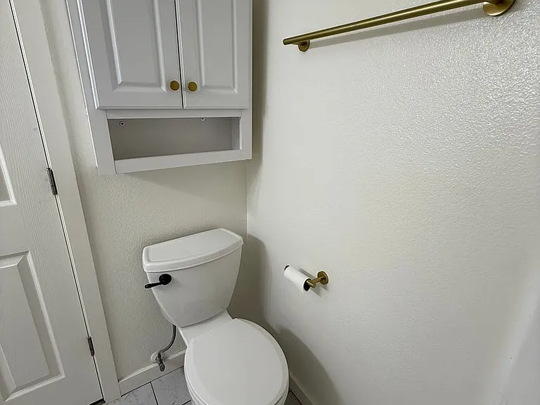 2637 Eastlake Dr SE — Photo 11