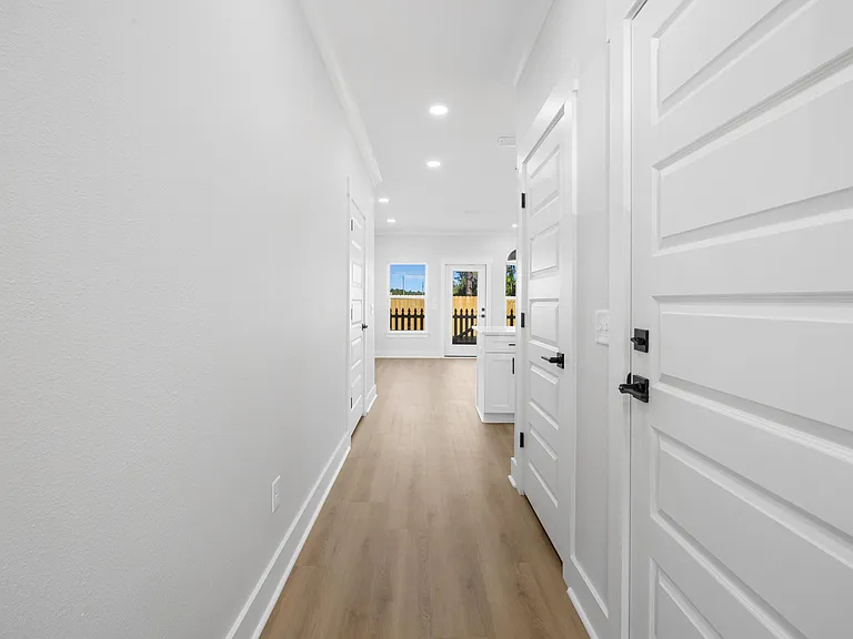 710 Dale Pl #3 — Photo 3