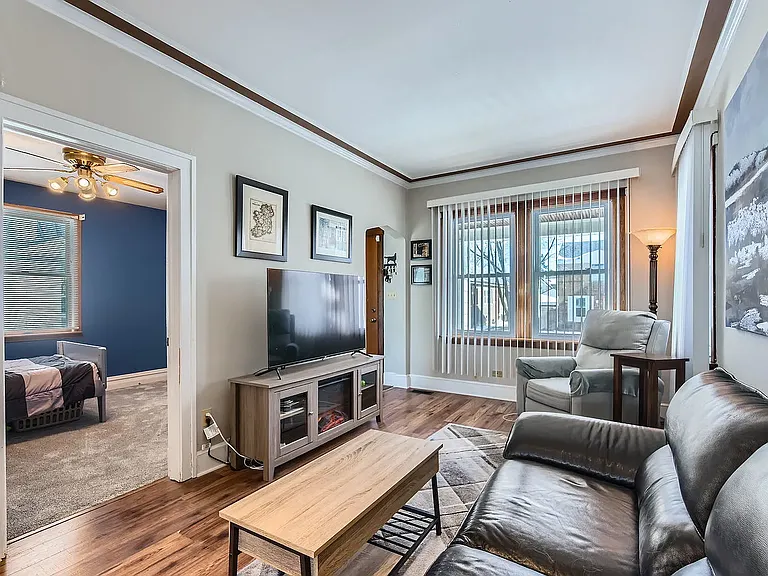3632 Prairie Ave #1 — Photo 4