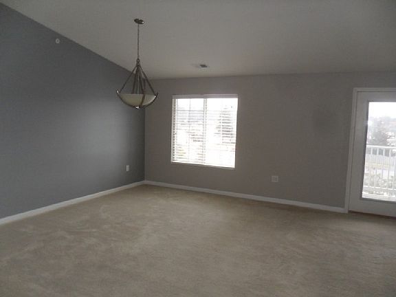 4th image of 6230 Amberley Dr