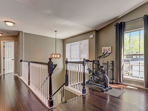 5th image of 650 Portage Ct #650