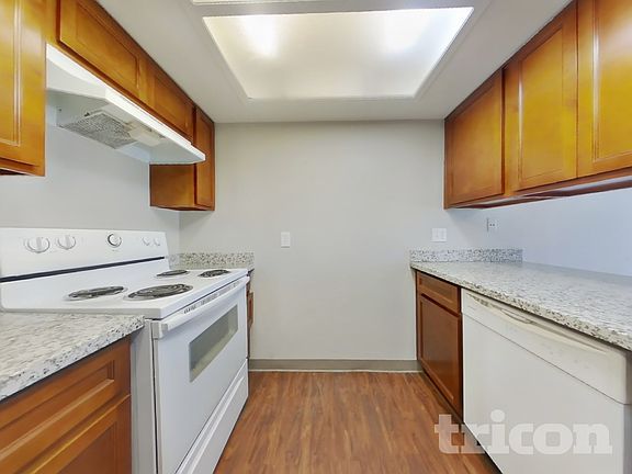 5th image of 1109 Nadene Dr