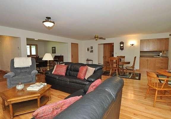5th image of W278N1181 Woodside Dr