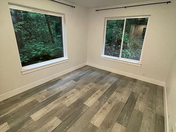 3rd image of 16233 Marine Dr