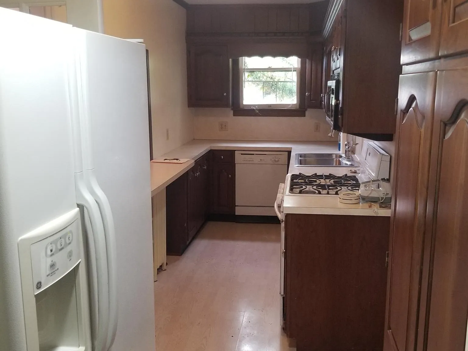58 E Main St — Photo 2