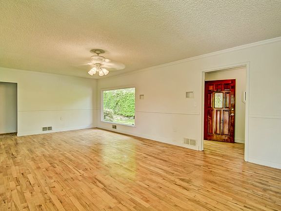 3rd image of 14102 56th Ave S
