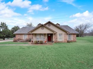 4449 Oak Hollow Cir, Midlothian, TX 76065