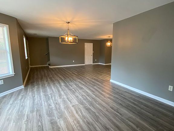 5th image of 1525 Cedar Shoals Dr
