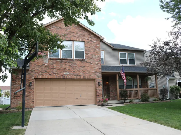 5697 N Plymouth Ct, McCordsville, IN 46055