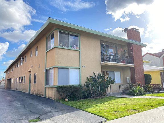 2nd image of 1800 Cedar St APT A