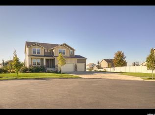 2017 W Chapman Pl, Farmington, UT 84025