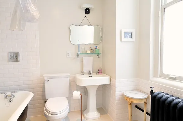 Sold by Level Group | media 27