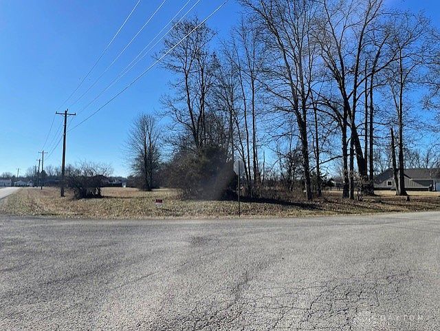 2nd image of 3917 Yuma Dr