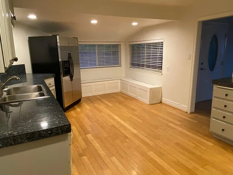 140 Walker Dr — Photo 15