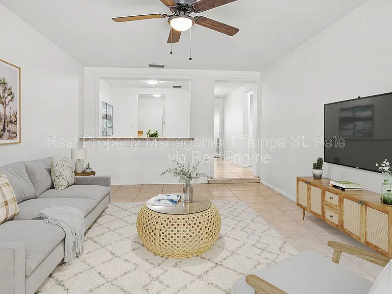 611 Lyndhurst St — Photo 10