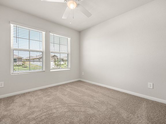 5th image of 308 Belmont Pl