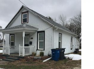 1007 S B St, Monmouth, IL 61462