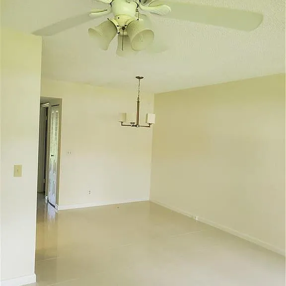 251 SW 134th Way #109M — Photo 5