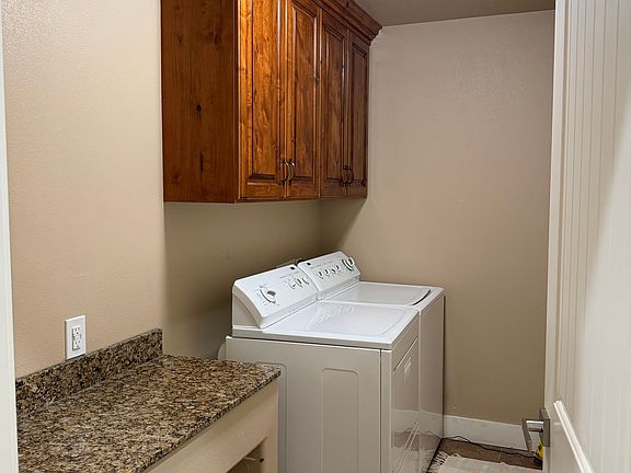 4th image of 106 W Spring Hill Way #106