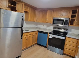5 Seminary Rd #1, Simsbury, CT 06070