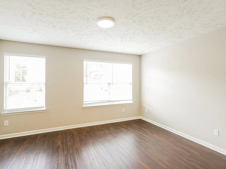 1428 Sprucedale Dr — Photo 12