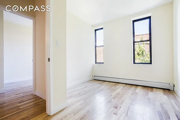 Rented by Compass | media 19