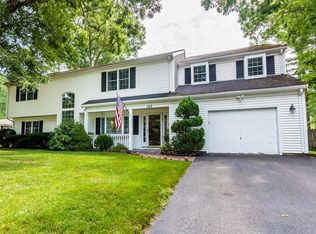 103 Cynthia Dr, Raynham, MA 02767