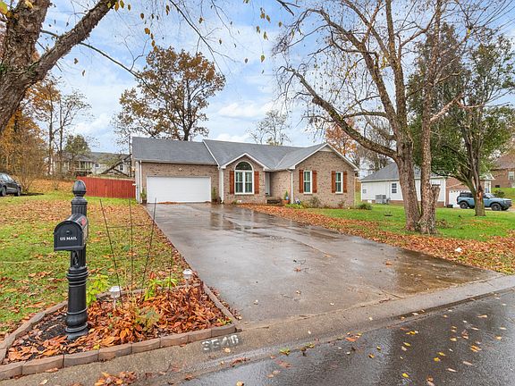 4th image of 3548 Teal Dr