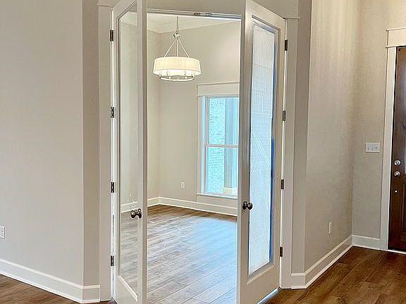 Office/Flex Room
