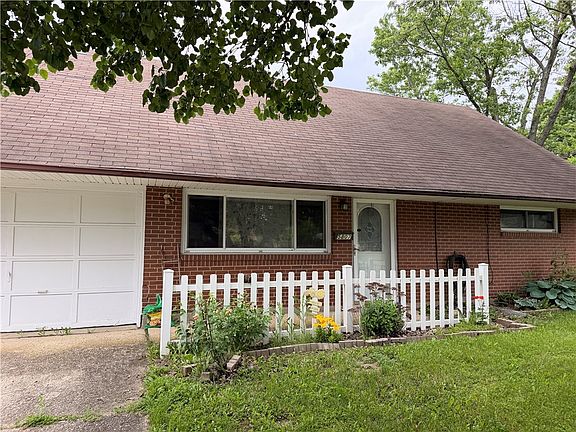4th image of 5807 Rosebury Dr